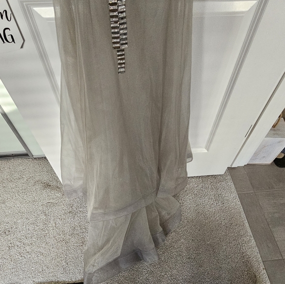 Zircon couture dress new with tags Size 4 - Picture 15 of 17